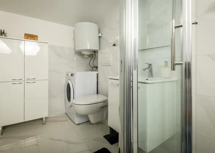 Emina Apartamento Vodice